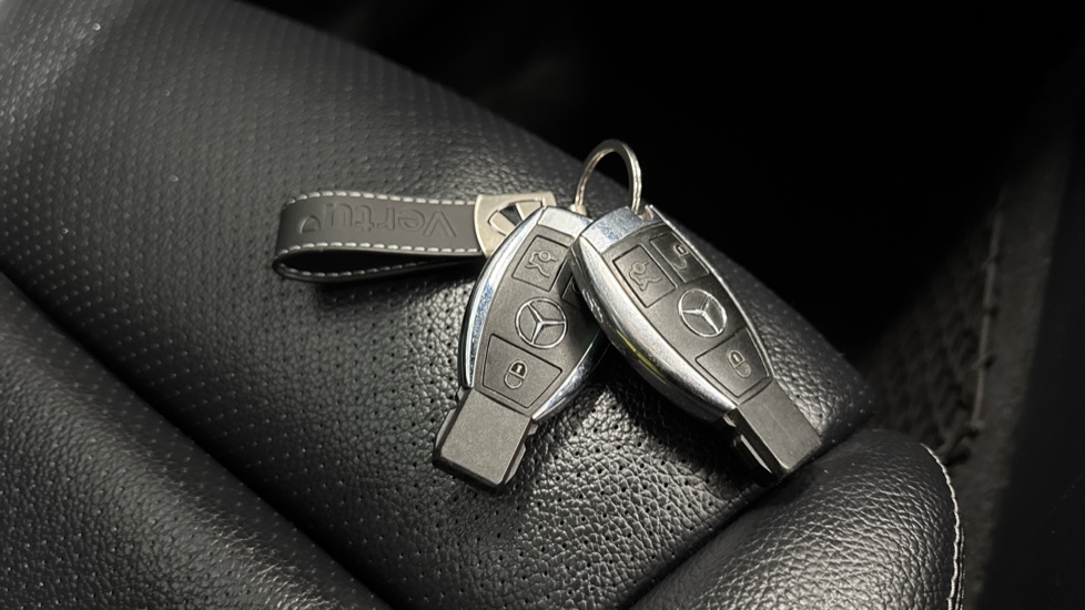 Mercedes-Benz GLC 250d 4Matic AMG Line Premium 5dr 9G-Tronic Diesel Estate - Image 20