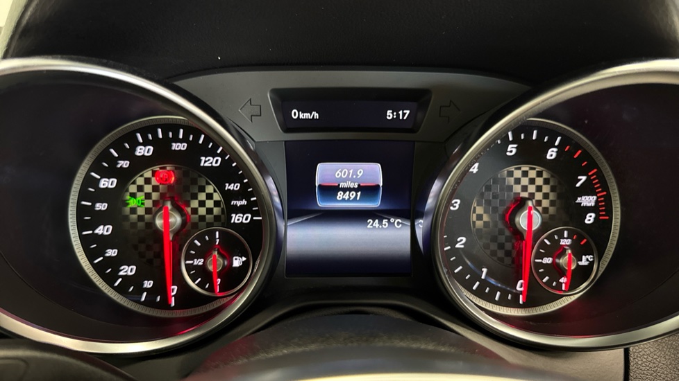 Mercedes-Benz SLC 180 AMG Line 2dr Petrol Roadster - Image 18