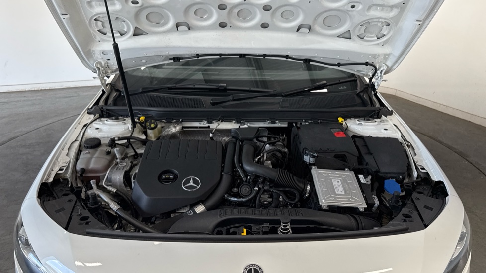 Mercedes-Benz A-Class A180 AMG Line 5dr Petrol Hatchback - Image 8