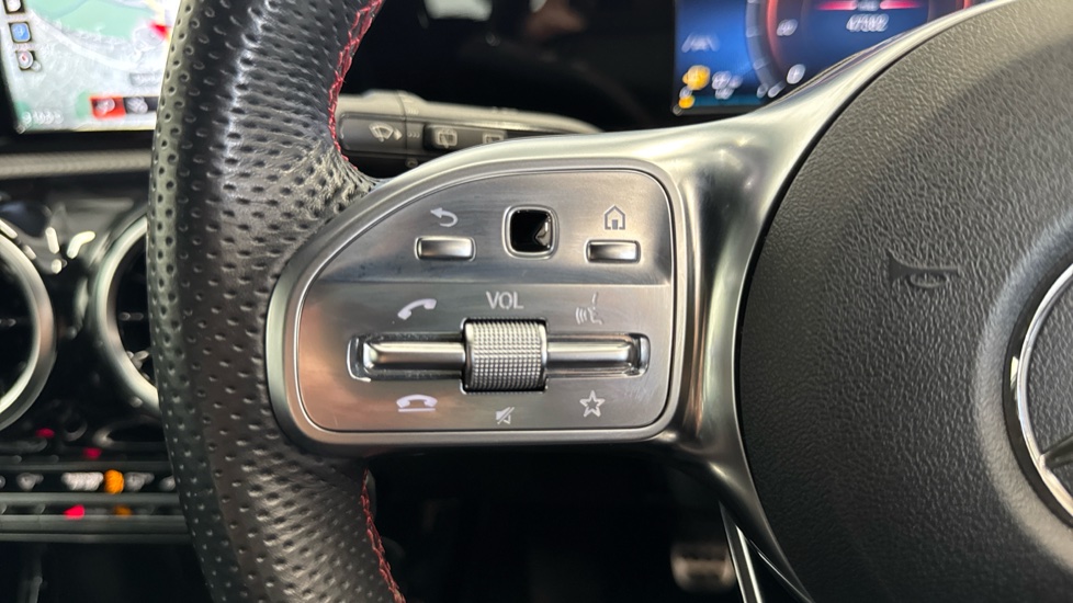 Mercedes-Benz A-Class A180 AMG Line 5dr Petrol Hatchback - Image 27