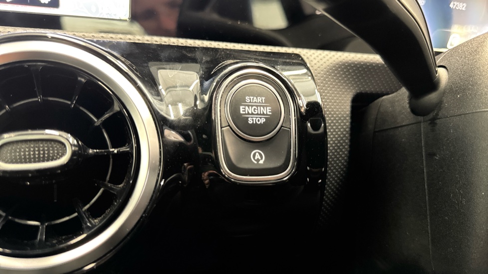 Mercedes-Benz A-Class A180 AMG Line 5dr Petrol Hatchback - Image 30