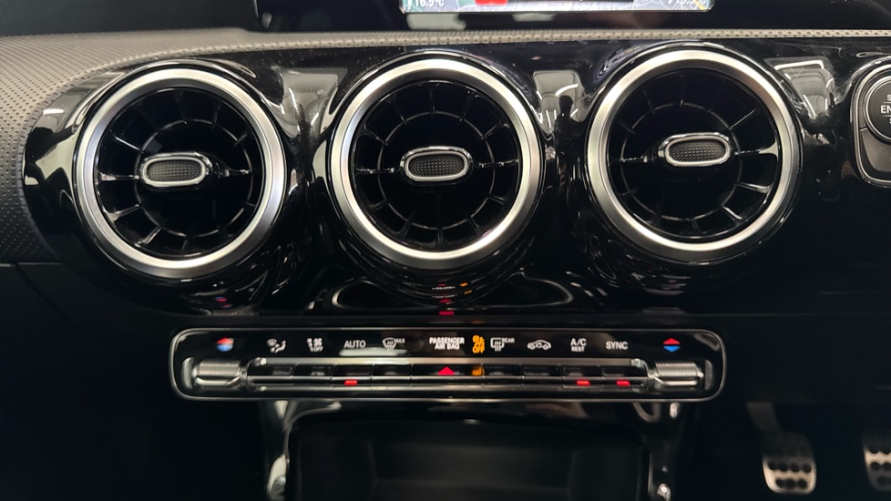 Mercedes-Benz A-Class A180 AMG Line 5dr Petrol Hatchback - Image 31
