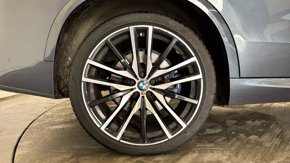 BMW X5 xDrive30d M Sport 5dr Auto Diesel Estate - Image 7