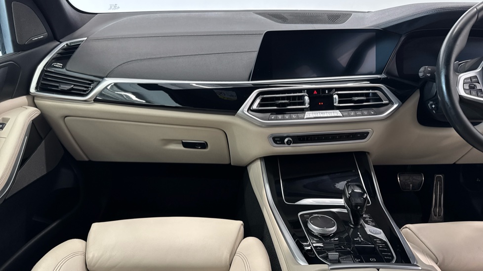 BMW X5 xDrive30d M Sport 5dr Auto Diesel Estate - Image 14