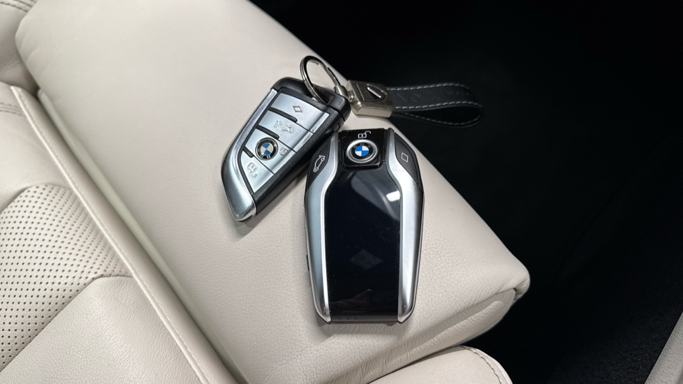 BMW X5 xDrive30d M Sport 5dr Auto Diesel Estate - Image 20
