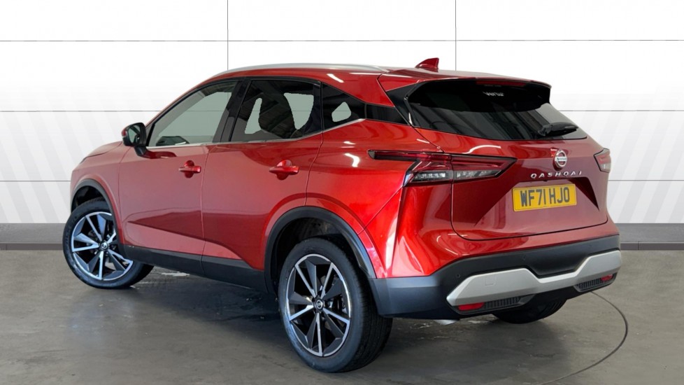 Nissan Qashqai 1.3 DiG-T MH Tekna 5dr Petrol Hatchback - Image 2