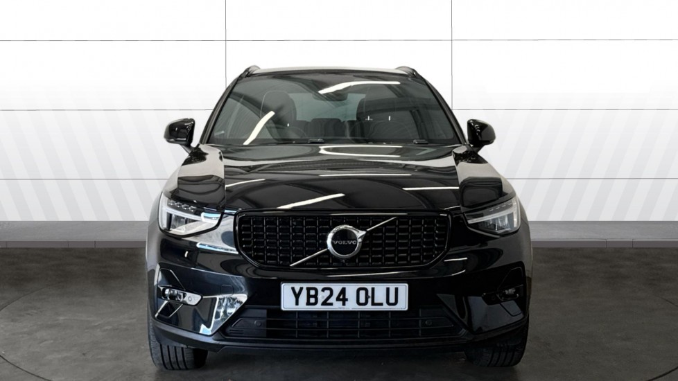 Volvo XC40 2.0 B4P Plus Dark 5dr Auto Petrol Estate - Image 3