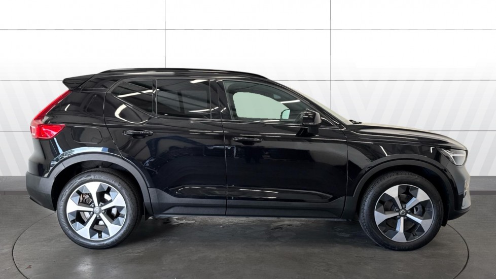 Volvo XC40 2.0 B4P Plus Dark 5dr Auto Petrol Estate - Image 5