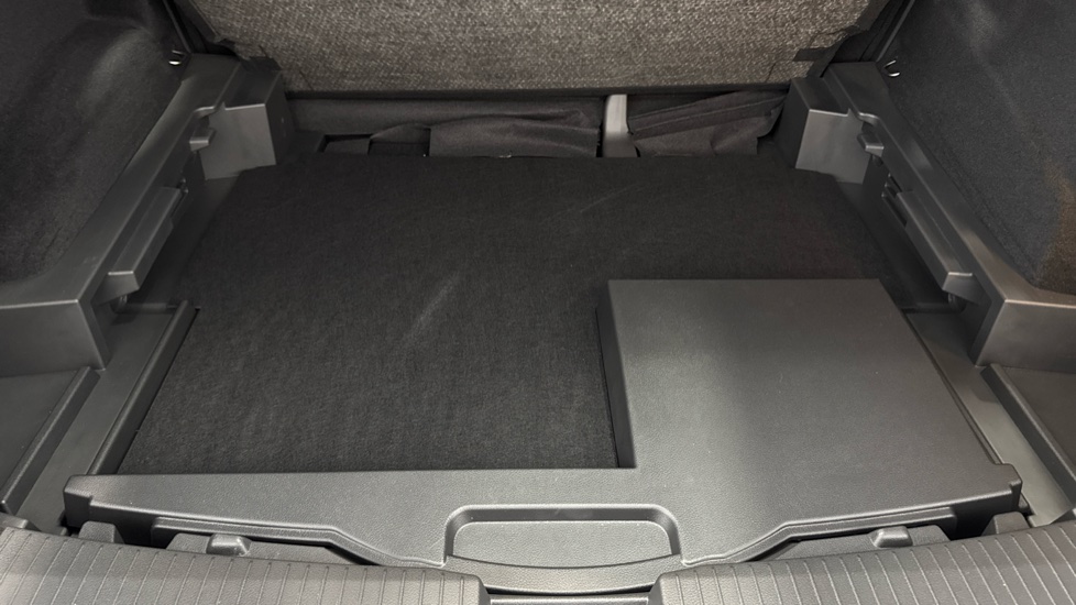 Nissan X-Trail 1.5 E-Power E-4orce 213 Acenta Premium 5dr Auto Hybrid Station Wagon - Image 44