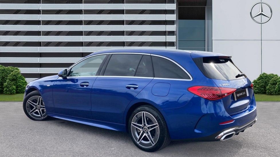Mercedes-Benz C-Class C300e AMG Line Premium [Pan Roof] 5dr 9G-Tronic Estate - Image 2