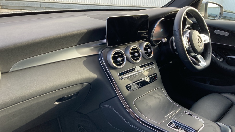 Mercedes-Benz GLC 220d 4Matic AMG Line Premium 5dr 9G-Tronic Diesel Estate - Image 9