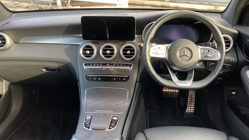 Mercedes-Benz GLC 220d 4Matic AMG Line Premium 5dr 9G-Tronic Diesel Estate - Image 10