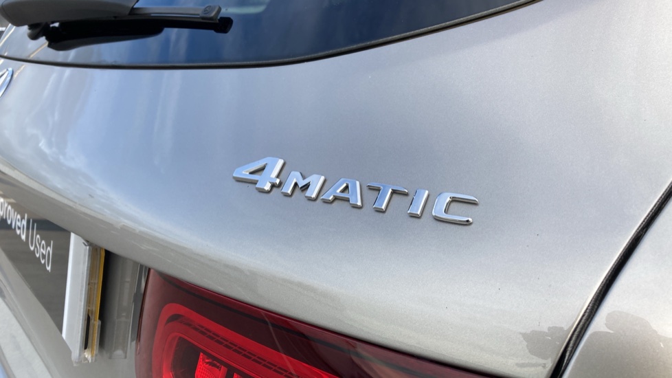 Mercedes-Benz GLC 220d 4Matic AMG Line Premium 5dr 9G-Tronic Diesel Estate - Image 26