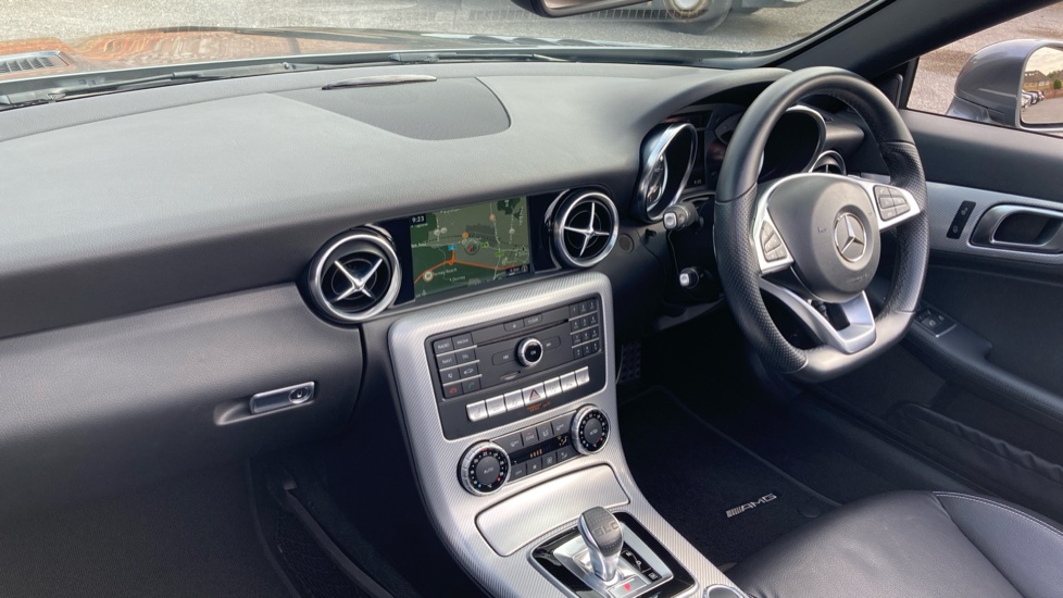 Mercedes-Benz SLC 300 AMG Line 2dr 9G-Tronic Petrol Roadster - Image 9
