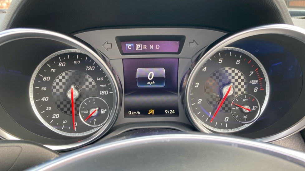 Mercedes-Benz SLC 300 AMG Line 2dr 9G-Tronic Petrol Roadster - Image 18