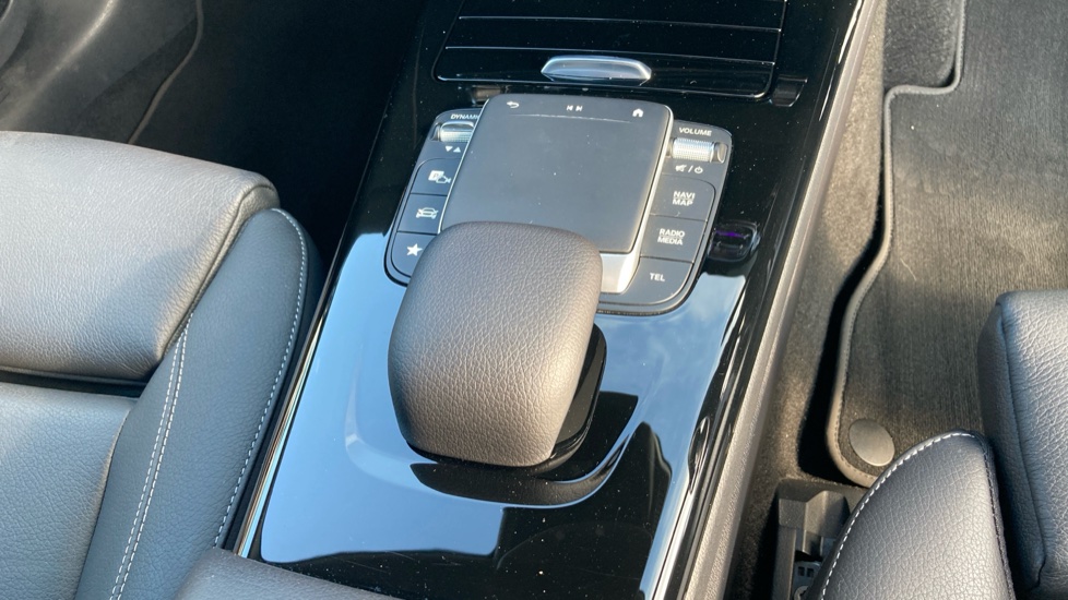 Mercedes-Benz CLA 180 AMG Line Premium Plus 5dr Tip Auto Petrol Estate - Image 39
