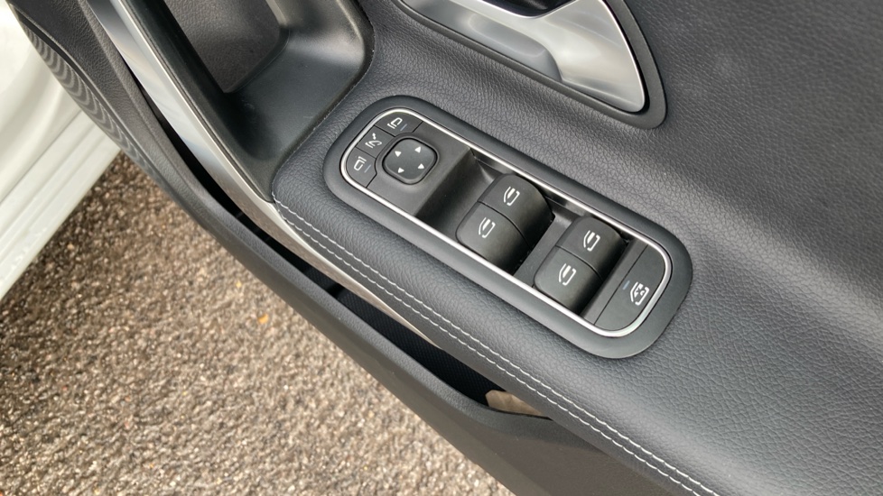 Mercedes-Benz A-Class A180 Sport Executive 5dr Auto Petrol Hatchback - Image 29