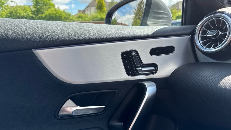 Mercedes-Benz A-Class A180 AMG Line Premium Plus 5dr Auto Petrol Hatchback - Image 39
