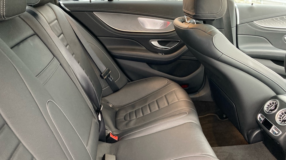 Mercedes-Benz CLS Coupe CLS 400d 4Matic AMG Line Ngt Ed Pr + 4dr 9G-Tronic Diesel Saloon - Image 16