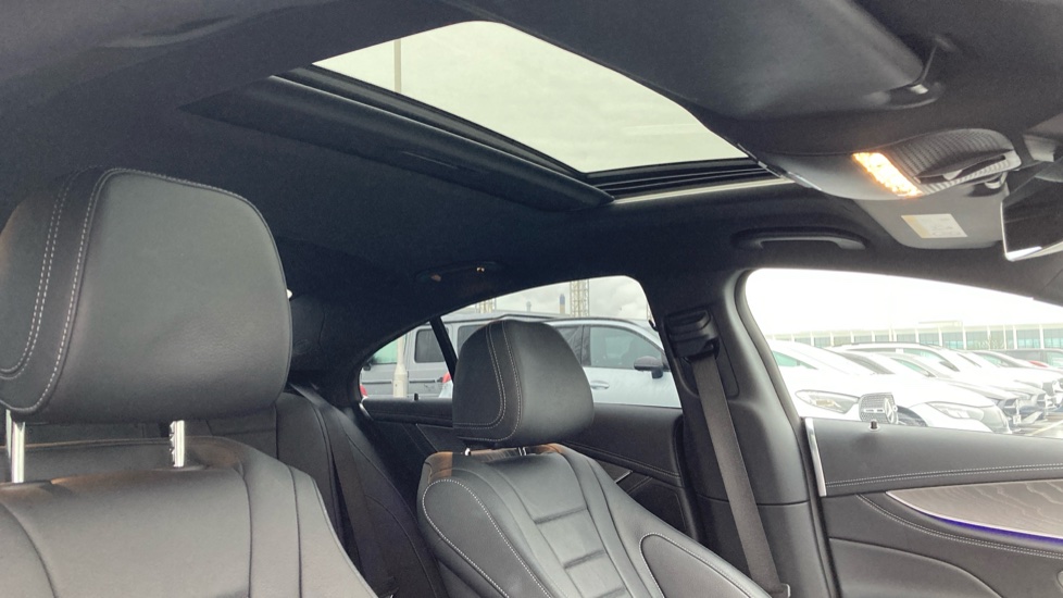 Mercedes-Benz CLS Coupe CLS 400d 4Matic AMG Line Ngt Ed Pr + 4dr 9G-Tronic Diesel Saloon - Image 33