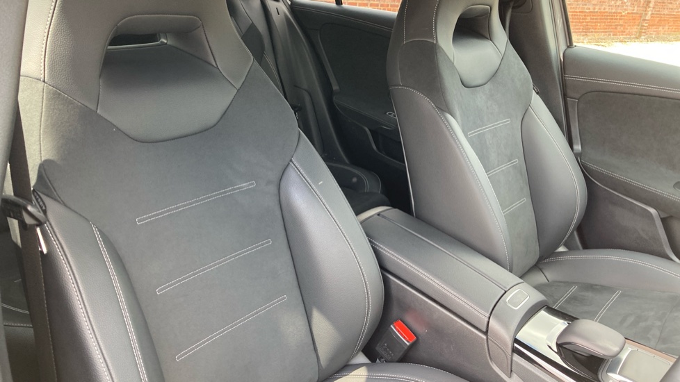 Mercedes-Benz A-Class A180 AMG Line Premium Edition 5dr Auto Petrol Hatchback - Image 28