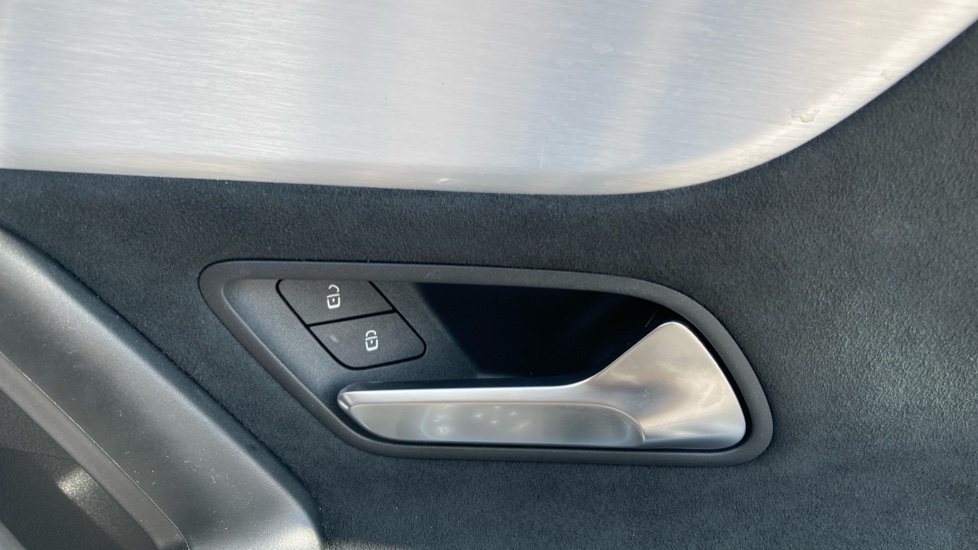 Mercedes-Benz A-Class A180 AMG Line Premium Edition 5dr Auto Petrol Hatchback - Image 31
