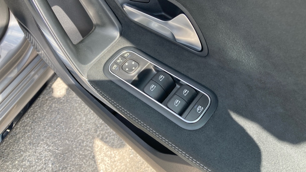 Mercedes-Benz A-Class A180 AMG Line Premium Edition 5dr Auto Petrol Hatchback - Image 32