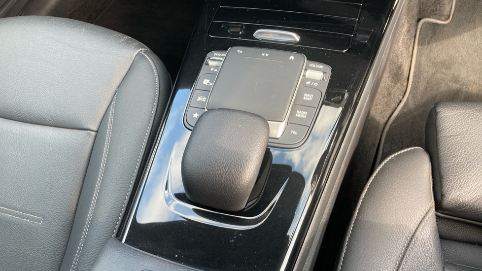 Mercedes-Benz CLA 200 AMG Line 4dr Tip Auto Petrol Saloon - Image 38
