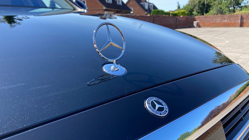 Mercedes-Benz S-Class S500L 4Matic AMG Line Prem + Exec 4dr 9G-Tronic Petrol Saloon - Image 21