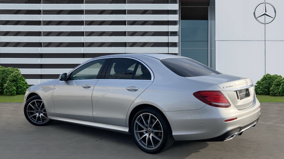 Mercedes-Benz E-Class E350d AMG Line Edition Premium 4dr 9G-Tronic Diesel Saloon - Image 2