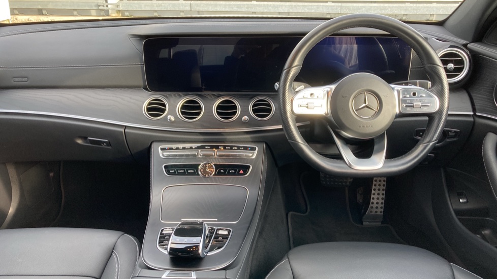 Mercedes-Benz E-Class E350d AMG Line Edition Premium 4dr 9G-Tronic Diesel Saloon - Image 10
