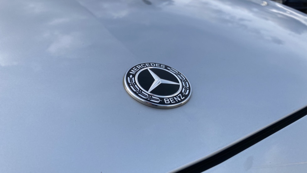 Mercedes-Benz E-Class E350d AMG Line Edition Premium 4dr 9G-Tronic Diesel Saloon - Image 21
