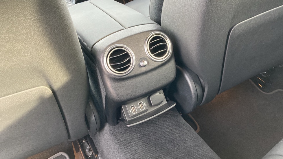 Mercedes-Benz E-Class E350d AMG Line Edition Premium 4dr 9G-Tronic Diesel Saloon - Image 29