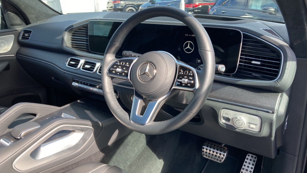 Mercedes-Benz GLS 400d 4Matic Night Ed Exec 5dr 9G-Tron Diesel Estate - Image 11