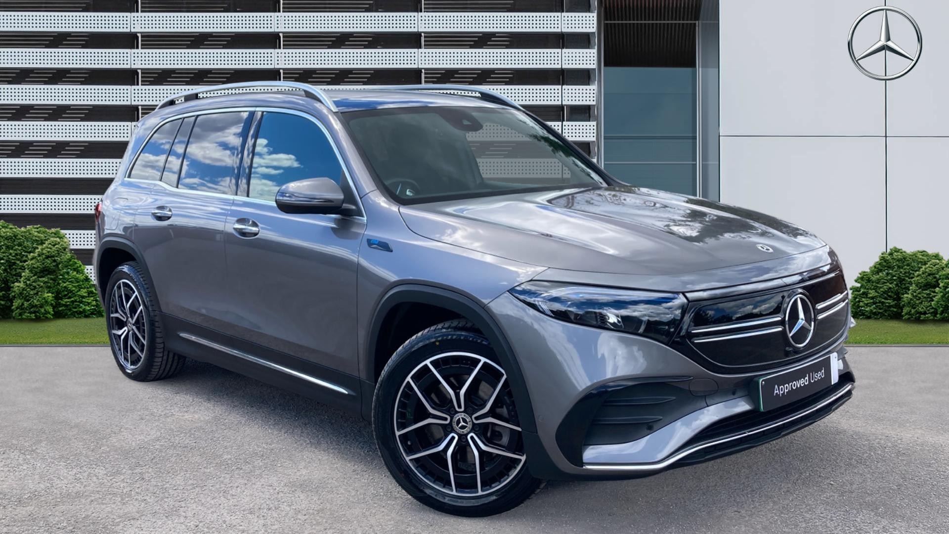 Mercedes-Benz EQB listing photo