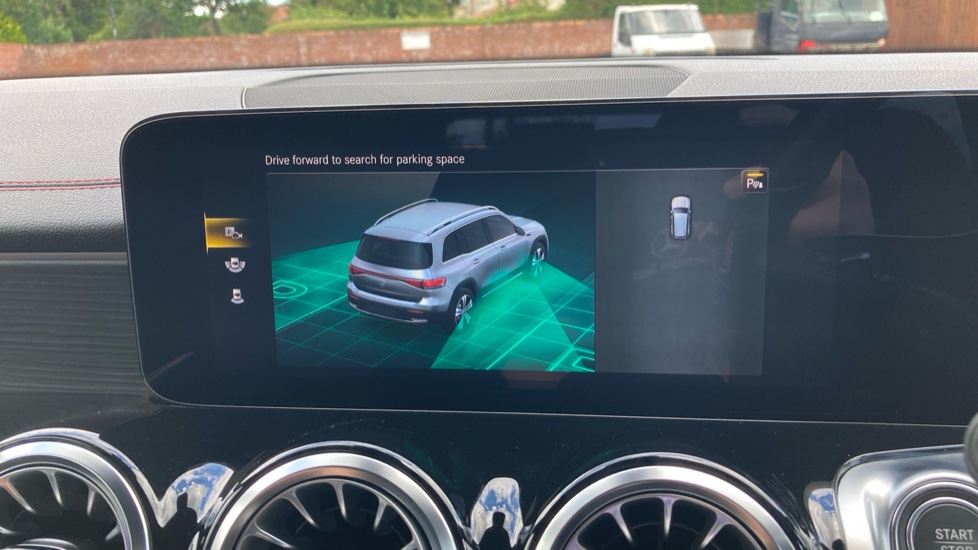 Mercedes-Benz Eqb 350 4M 215kW AMG Line Premium 66.5kWh 5dr Auto Electric Estate - Image 43