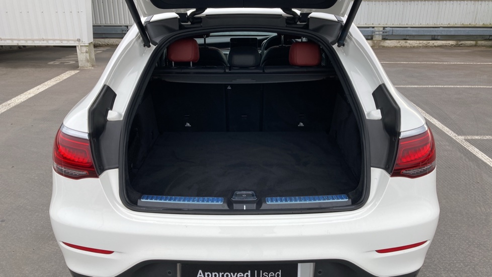 Mercedes-Benz GLC Coupe GLC 300d 4Matic AMG Line Prem Plus 5dr 9G-Tronic Diesel Estate - Image 4