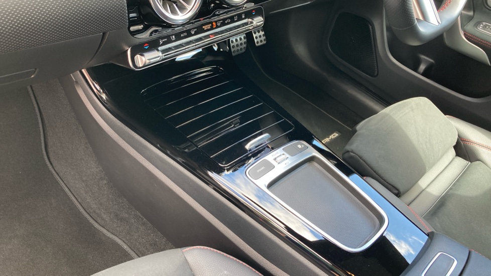 Mercedes-Benz CLA 250e AMG Line Premium 4dr Tip Auto Saloon - Image 13