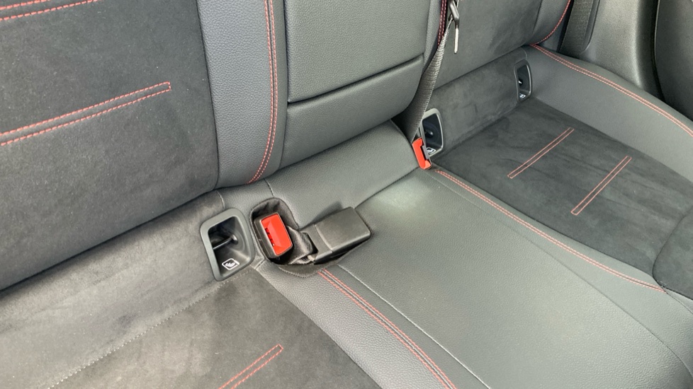 Mercedes-Benz CLA 250e AMG Line Premium 4dr Tip Auto Saloon - Image 17