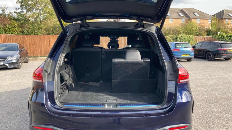 Mercedes-Benz GLE 300d 4Matic AMG Line Prem 5dr 9G-Tronic [7 St] Diesel Estate - Image 4