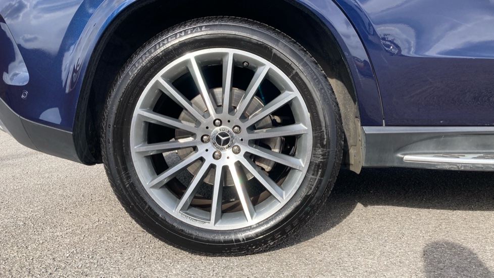 Mercedes-Benz GLE 300d 4Matic AMG Line Prem 5dr 9G-Tronic [7 St] Diesel Estate - Image 7