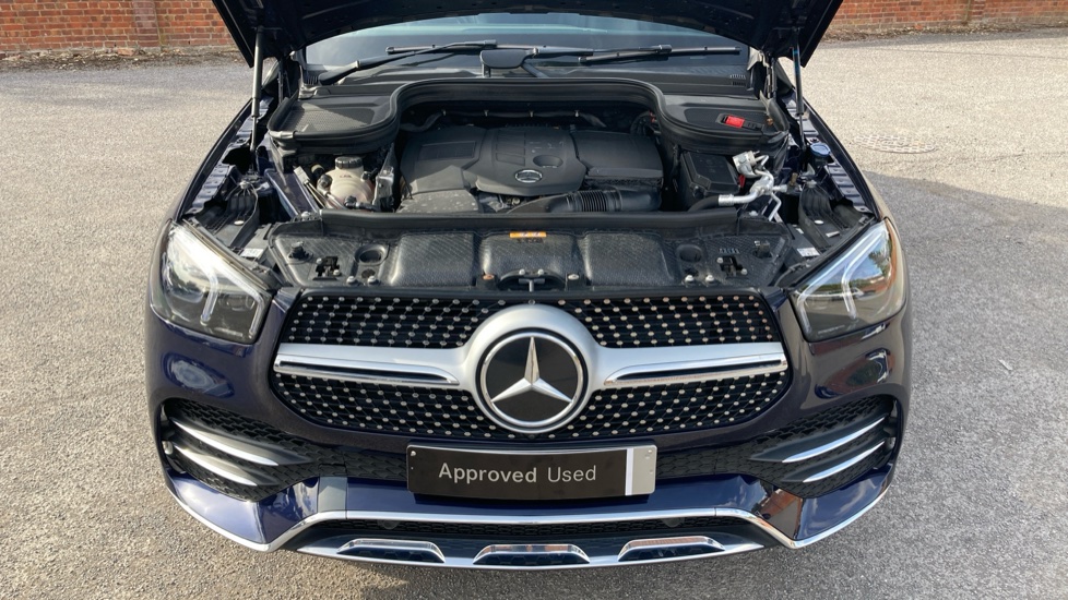 Mercedes-Benz GLE 300d 4Matic AMG Line Prem 5dr 9G-Tronic [7 St] Diesel Estate - Image 8