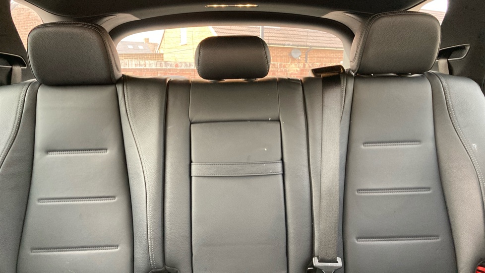 Mercedes-Benz GLE 300d 4Matic AMG Line Prem 5dr 9G-Tronic [7 St] Diesel Estate - Image 15