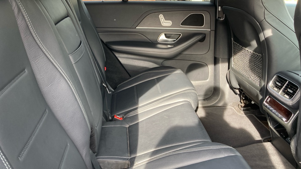 Mercedes-Benz GLE 300d 4Matic AMG Line Prem 5dr 9G-Tronic [7 St] Diesel Estate - Image 16