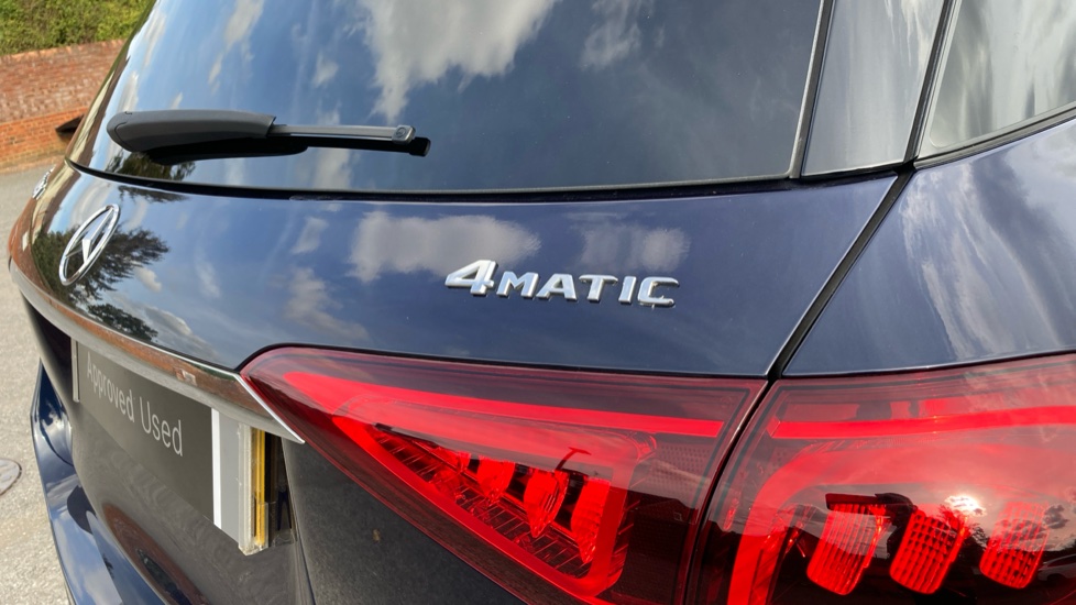 Mercedes-Benz GLE 300d 4Matic AMG Line Prem 5dr 9G-Tronic [7 St] Diesel Estate - Image 25