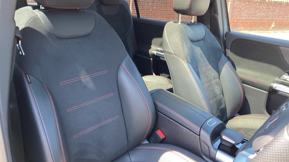 Mercedes-Benz Eqb 300 4M 168kW AMG Line Premium 66.5kWh 5dr Auto Electric Estate - Image 31