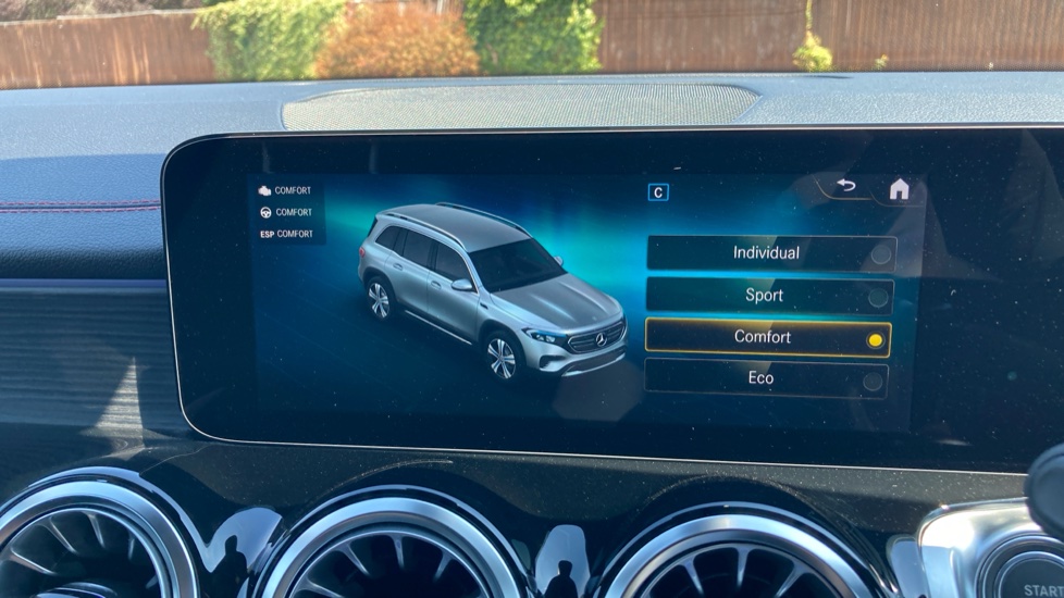 Mercedes-Benz Eqb 300 4M 168kW AMG Line Premium 66.5kWh 5dr Auto Electric Estate - Image 43