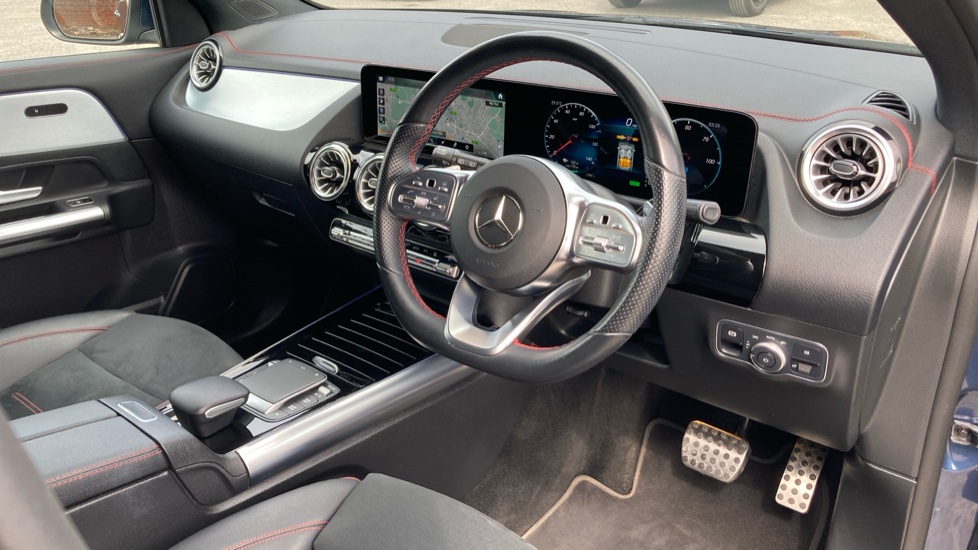 Mercedes-Benz Eqa 250 140kW AMG Line 66.5kWh 5dr Auto Electric Hatchback - Image 11