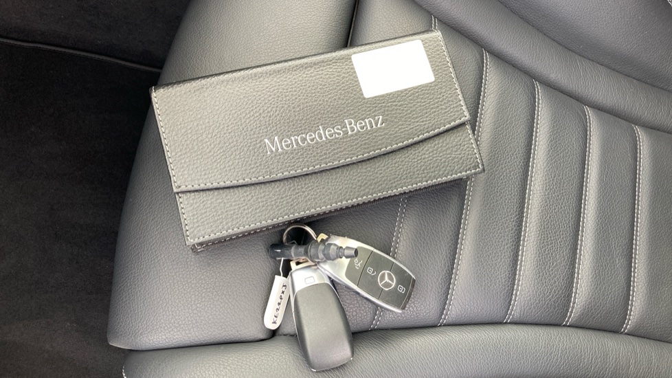Mercedes-Benz EQC 400 300kW AMG Line Premium Plus 80kWh 5dr Auto Electric Estate - Image 19