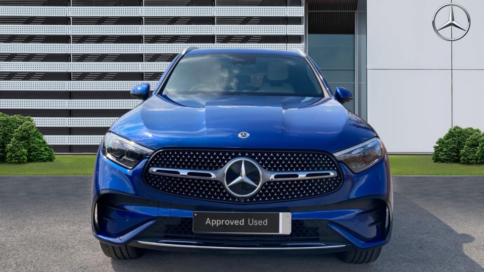 Mercedes-Benz GLC 300e 4Matic AMG Line Premium 5dr 9G-Tronic Estate - Image 3